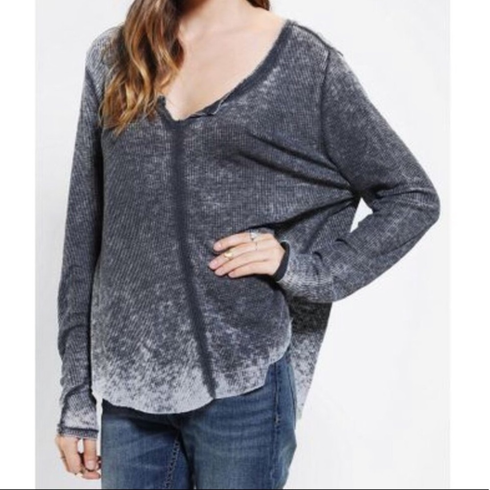 urban outfitters ecoté swingy thermal distress top
